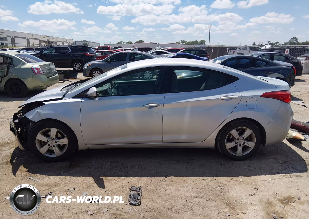 2013 Hyundai Elantra Gls VIN:5NPDH4AE9DH346178 - 14