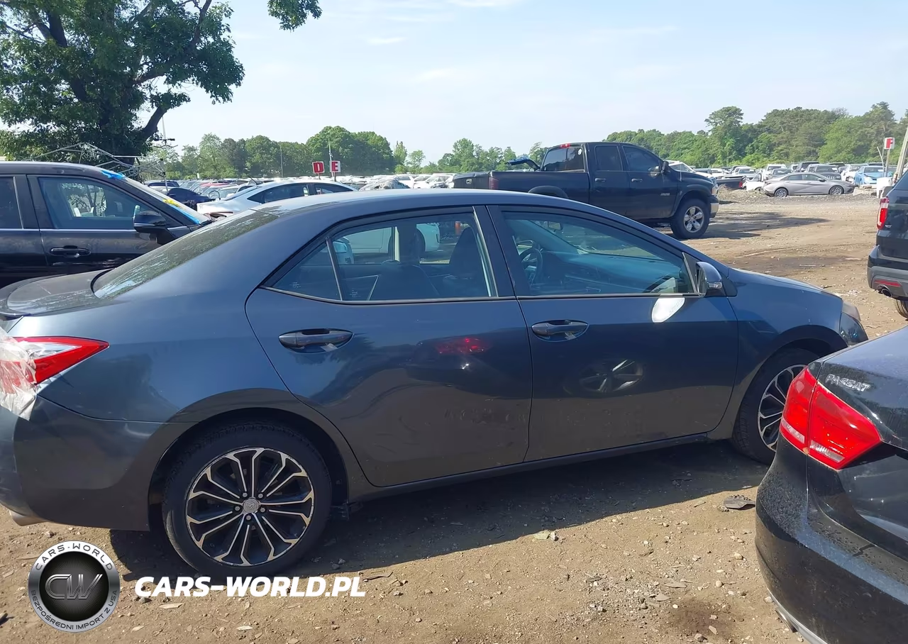 2015 Toyota Corolla S Plus VIN:2T1BURHE2FC384217 - 13