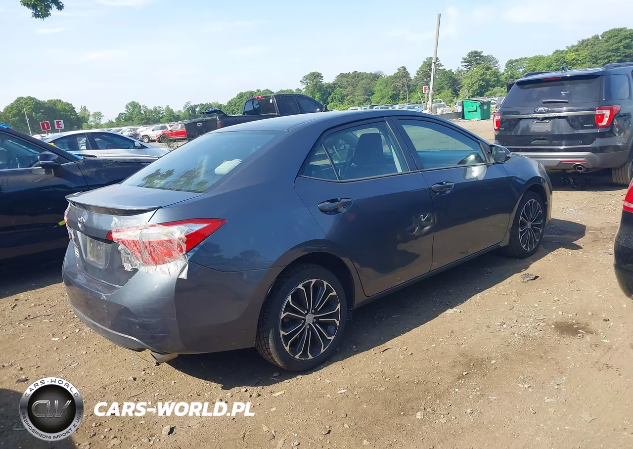 2015 Toyota Corolla S Plus VIN:2T1BURHE2FC384217 - 4