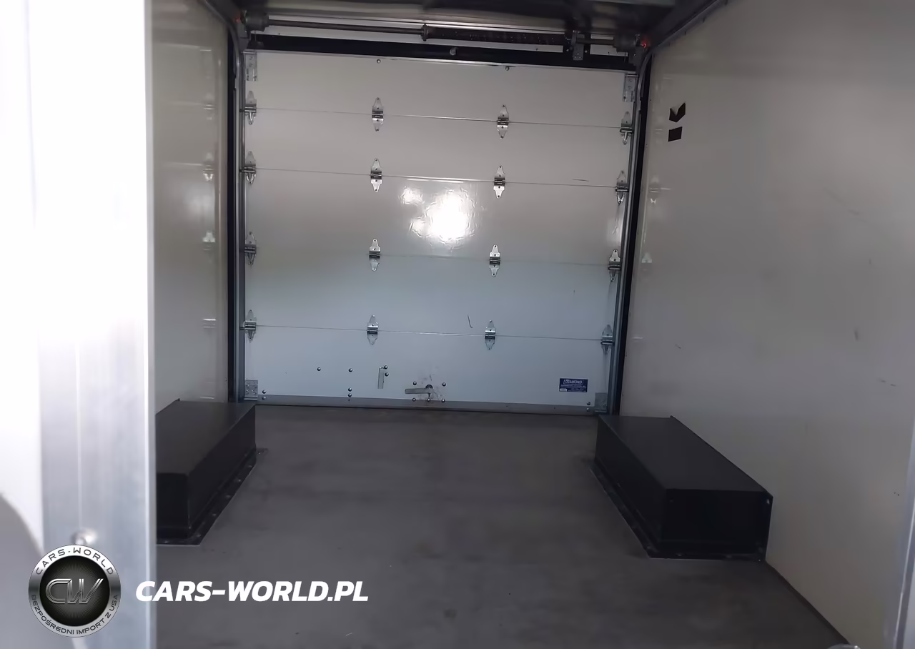 2017 Ford Transit-250 Cutaway VIN:1FDYR5PM7HKB27953 - 8