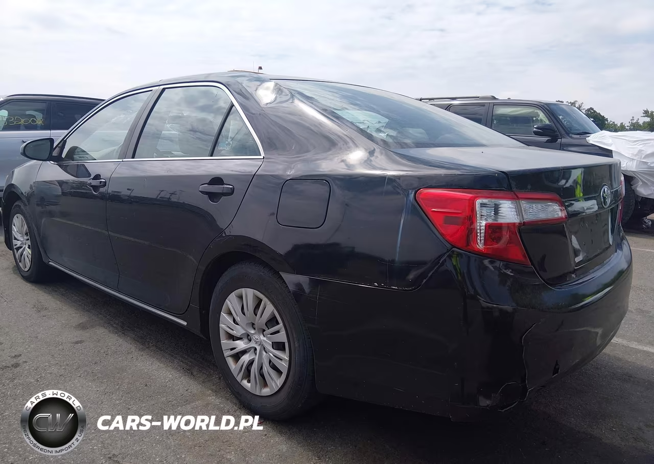 2012 Toyota Camry Le VIN:4T4BF1FK2CR177332 - 3