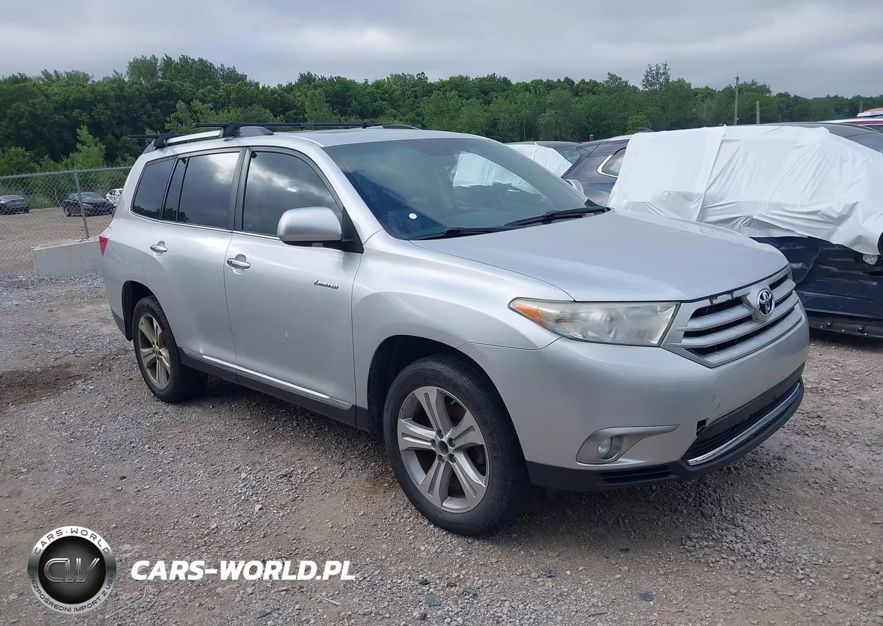 2013 Toyota Highlander Limited V6