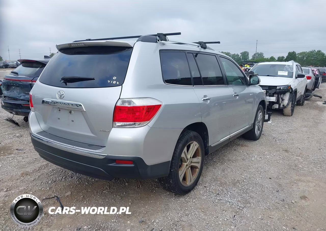 2013 Toyota Highlander Limited V6 VIN:5TDDK3EH9DS235334 - 4