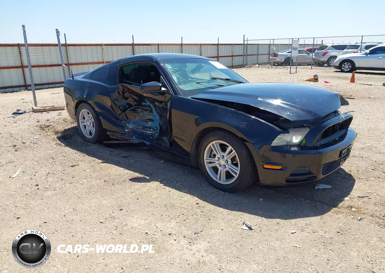 2013 Ford Mustang V6 – zdjęcie 1 z 18
