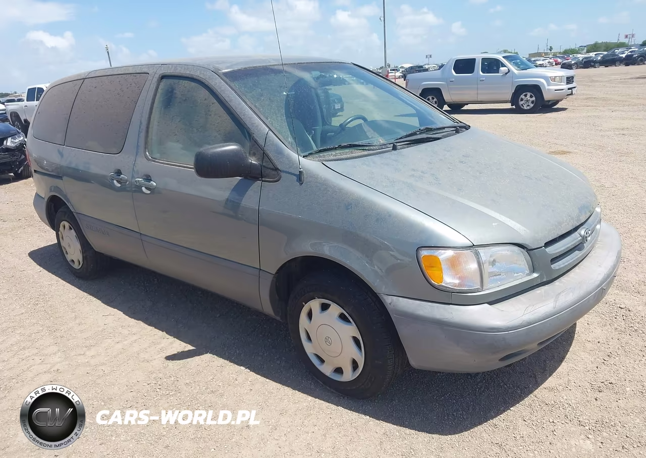 2000 Toyota Sienna Ce