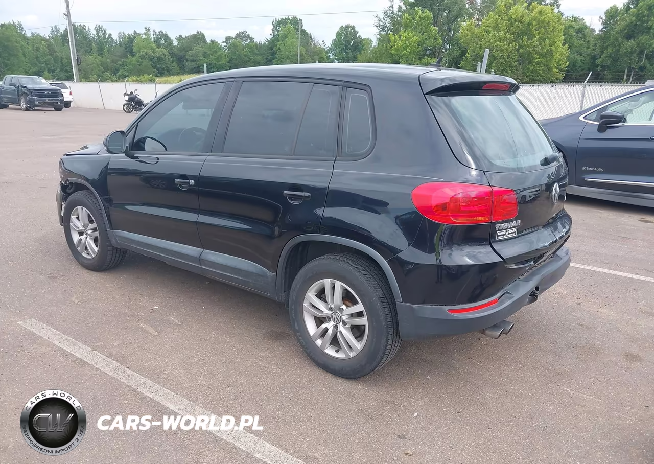 2013 Volkswagen Tiguan S VIN:WVGBV3AXXDW626354 - 3