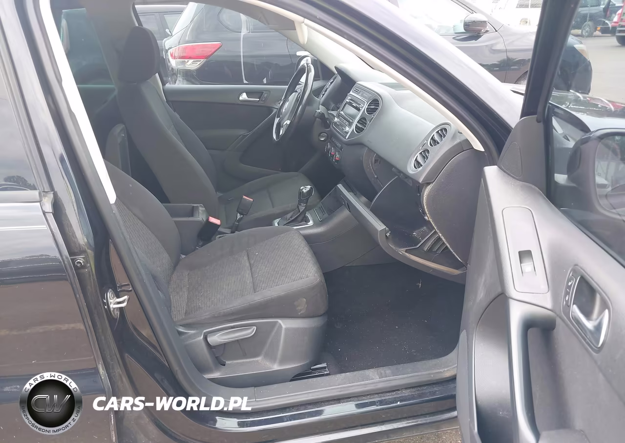 2013 Volkswagen Tiguan S VIN:WVGBV3AXXDW626354 - 5