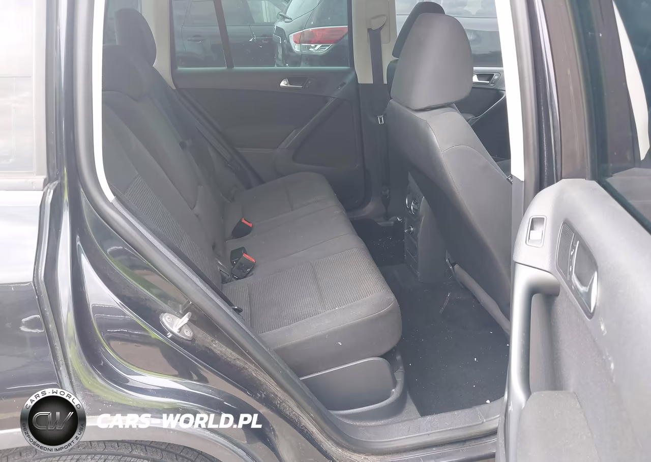 2013 Volkswagen Tiguan S VIN:WVGBV3AXXDW626354 - 8