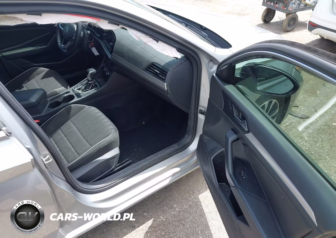 2022 Volkswagen Jetta 1.5T Sport VIN:3VWBM7BU0NM018666 - 5