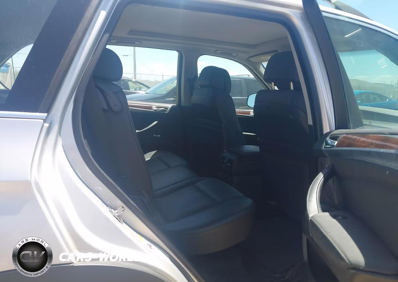 2008 BMW X5 4.8I VIN:5UXFE83548L163986 - 8