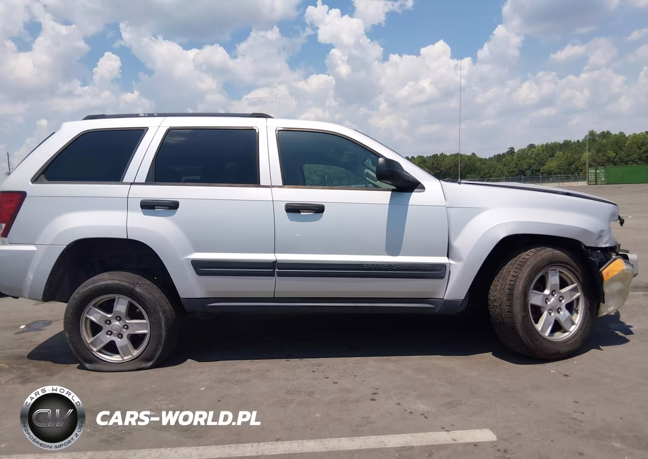 2005 Jeep Grand Cherokee Laredo VIN:1J4GR48K45C680728 - 14