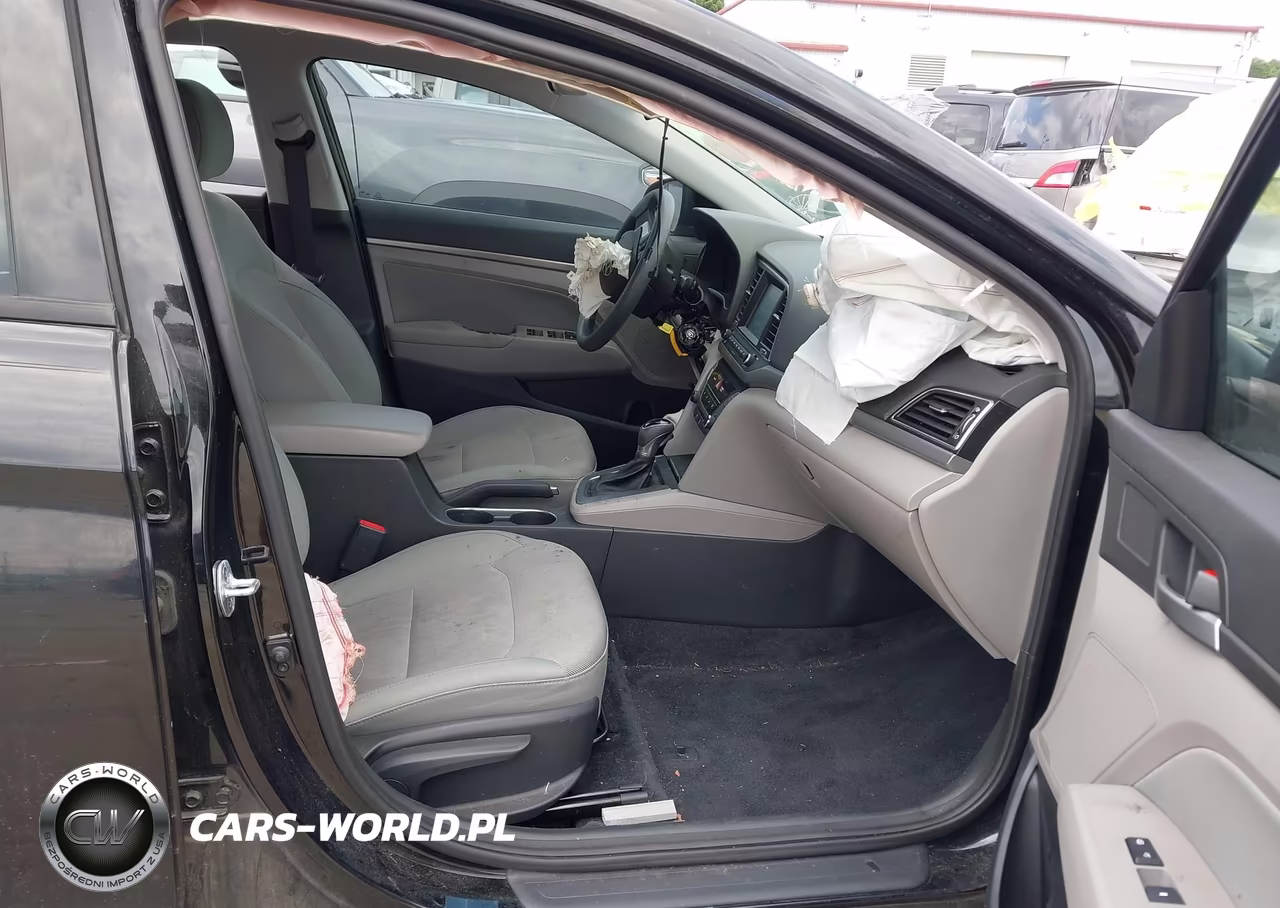 2017 Hyundai Elantra Se VIN:5NPD84LF6HH072613 - 5