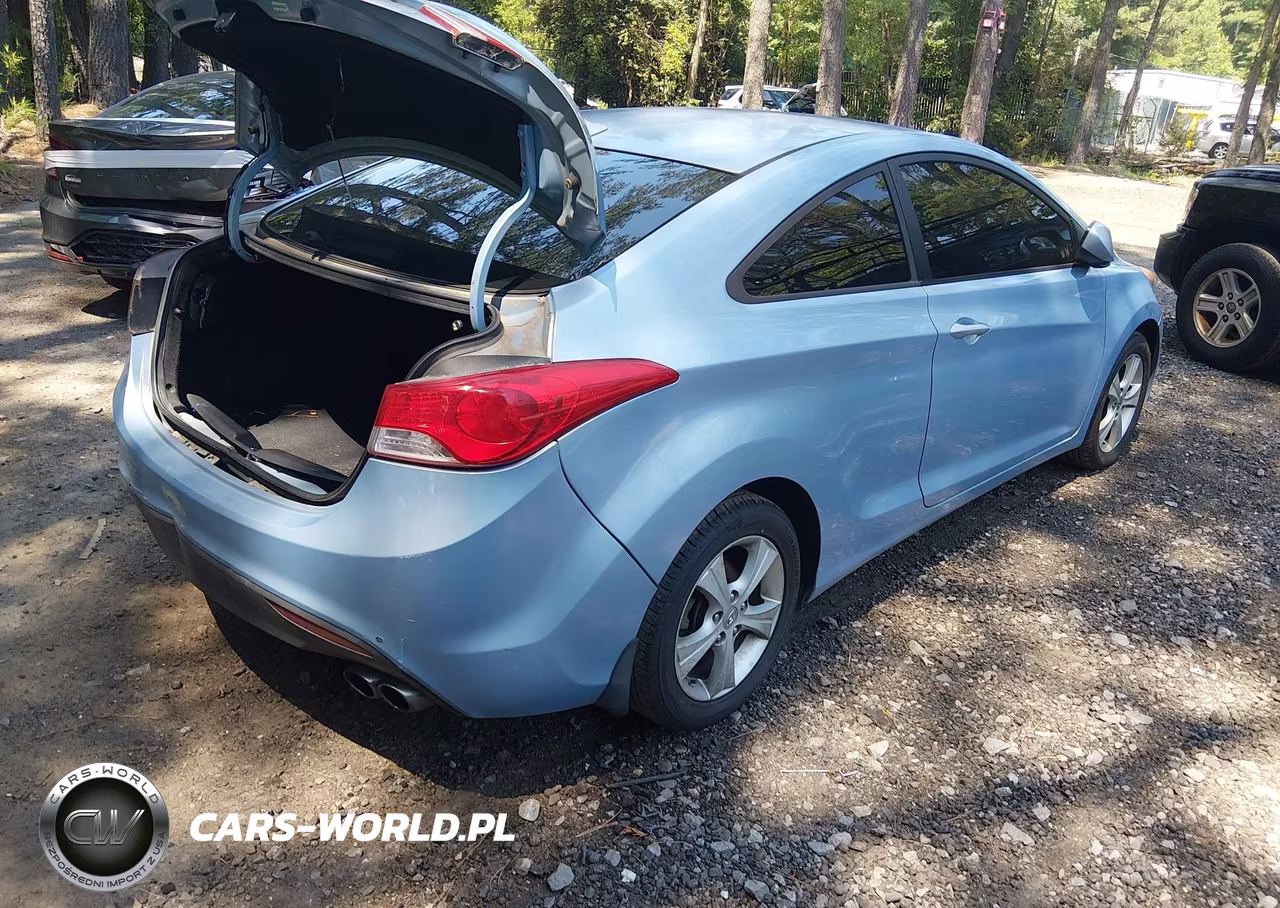 2013 Hyundai Elantra Gs VIN:KMHDH6AE7DU014219 - 4