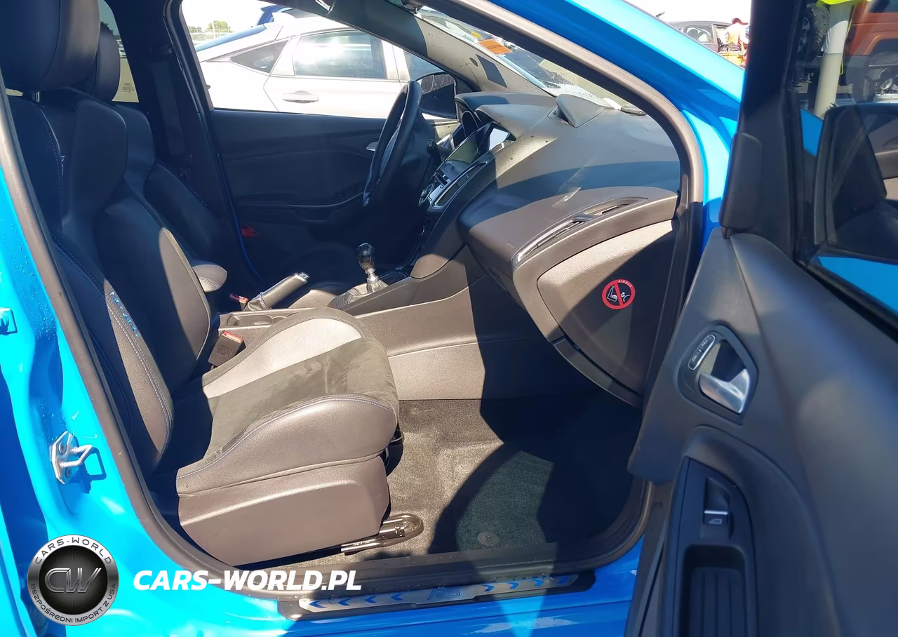 2016 Ford Focus Rs VIN:WF0DP3THXG4113891 - 5