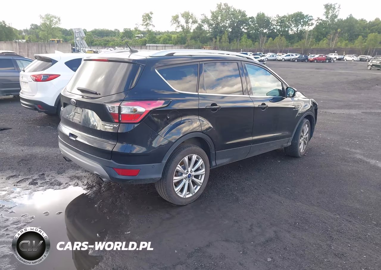 2017 Ford Escape Titanium VIN:1FMCU9JD7HUC83889 - 4