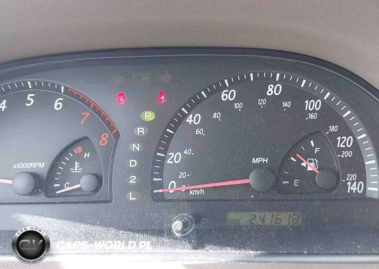 2003 Toyota Camry Le VIN:JTDBE32KX30227713 - 7