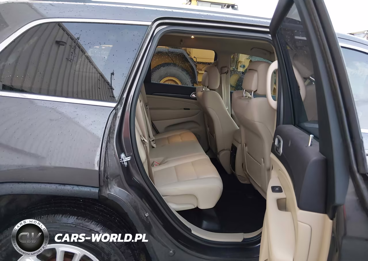 2019 Jeep Grand Cherokee Laredo E 4X2 VIN:1C4RJEAGXKC767840 - 8