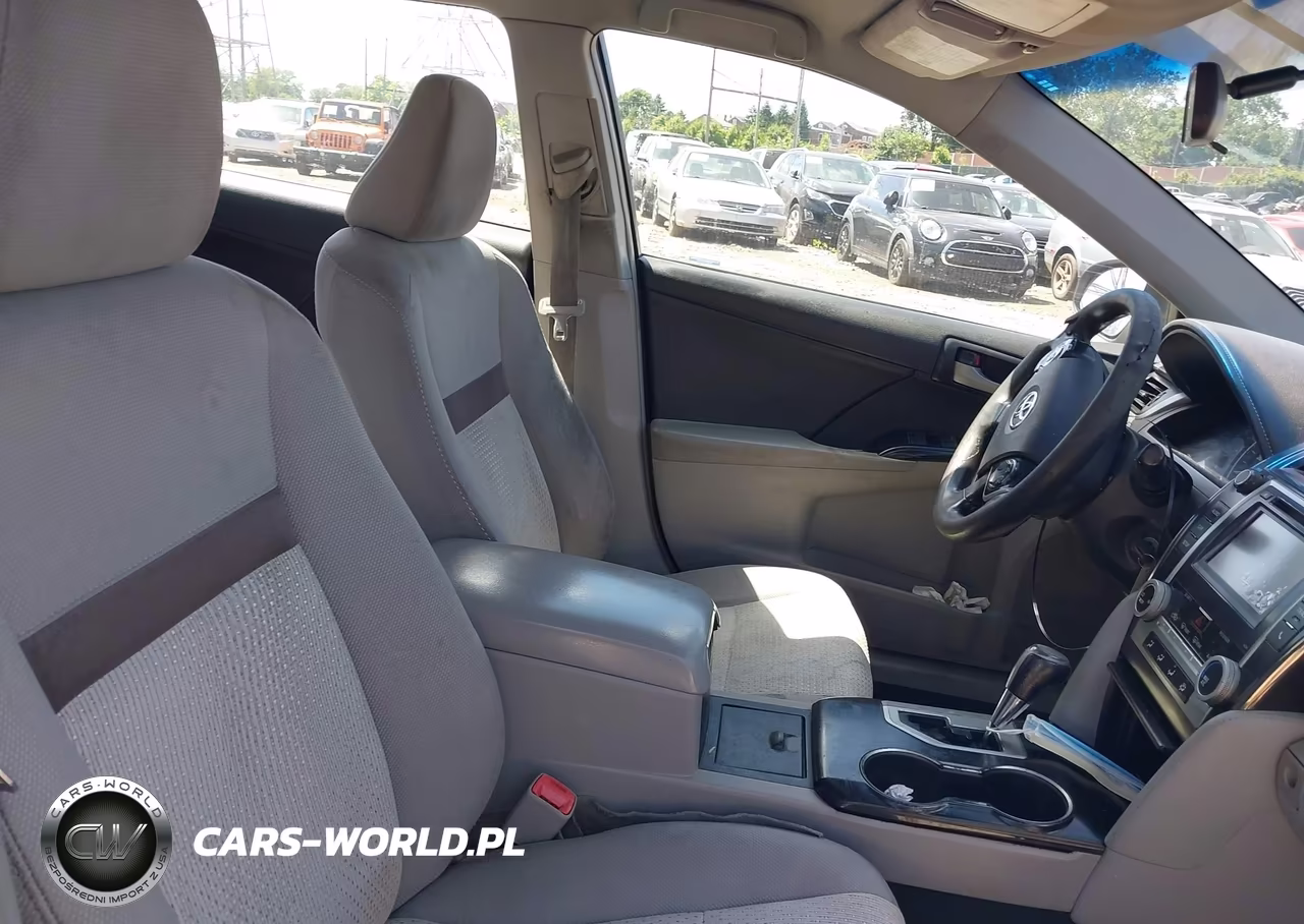 2014 Toyota Camry Le VIN:4T1BF1FKXEU404652 - 5