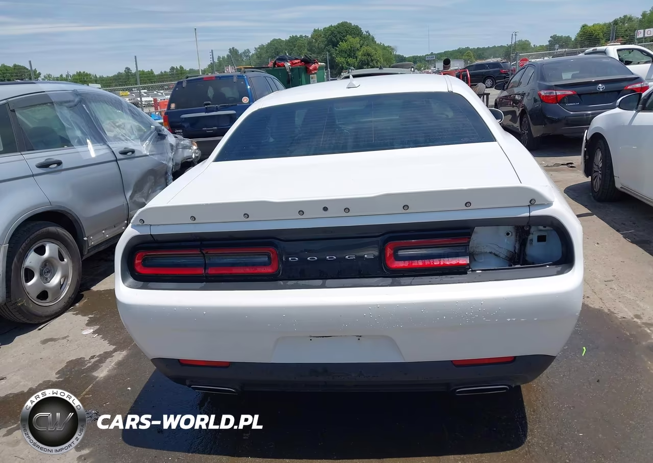 2016 Dodge Challenger Sxt Plus VIN:2C3CDZAG1GH201773 - 17