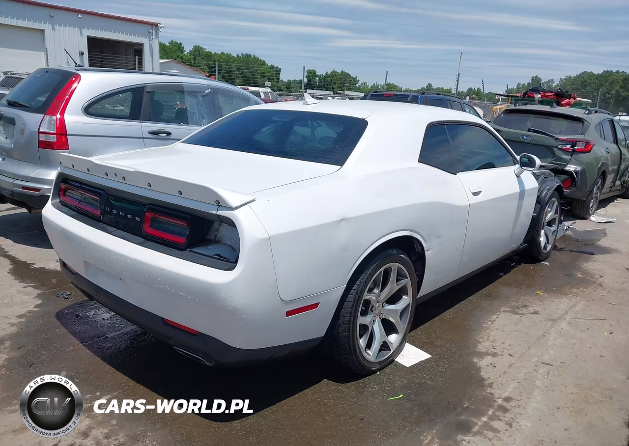 2016 Dodge Challenger Sxt Plus VIN:2C3CDZAG1GH201773 - 4