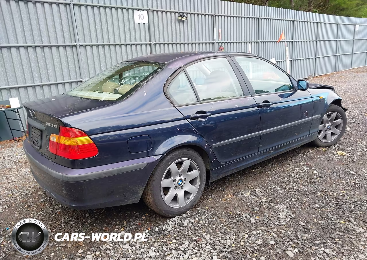 2005 BMW 325Xi VIN:WBAEU33405PF63641 - 4
