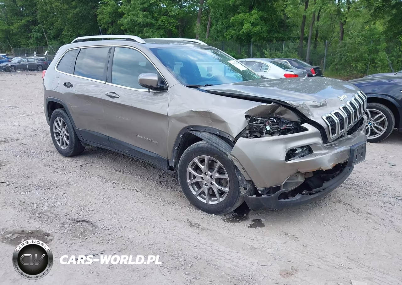2018 Jeep Cherokee Latitude Plus 4X4 – zdjęcie 1 z 17