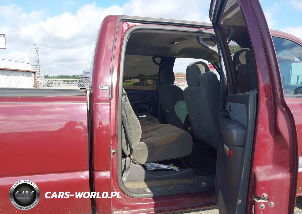 2003 Chevrolet Silverado 2500Hd Ls VIN:1GCHK23103F162824 - 8