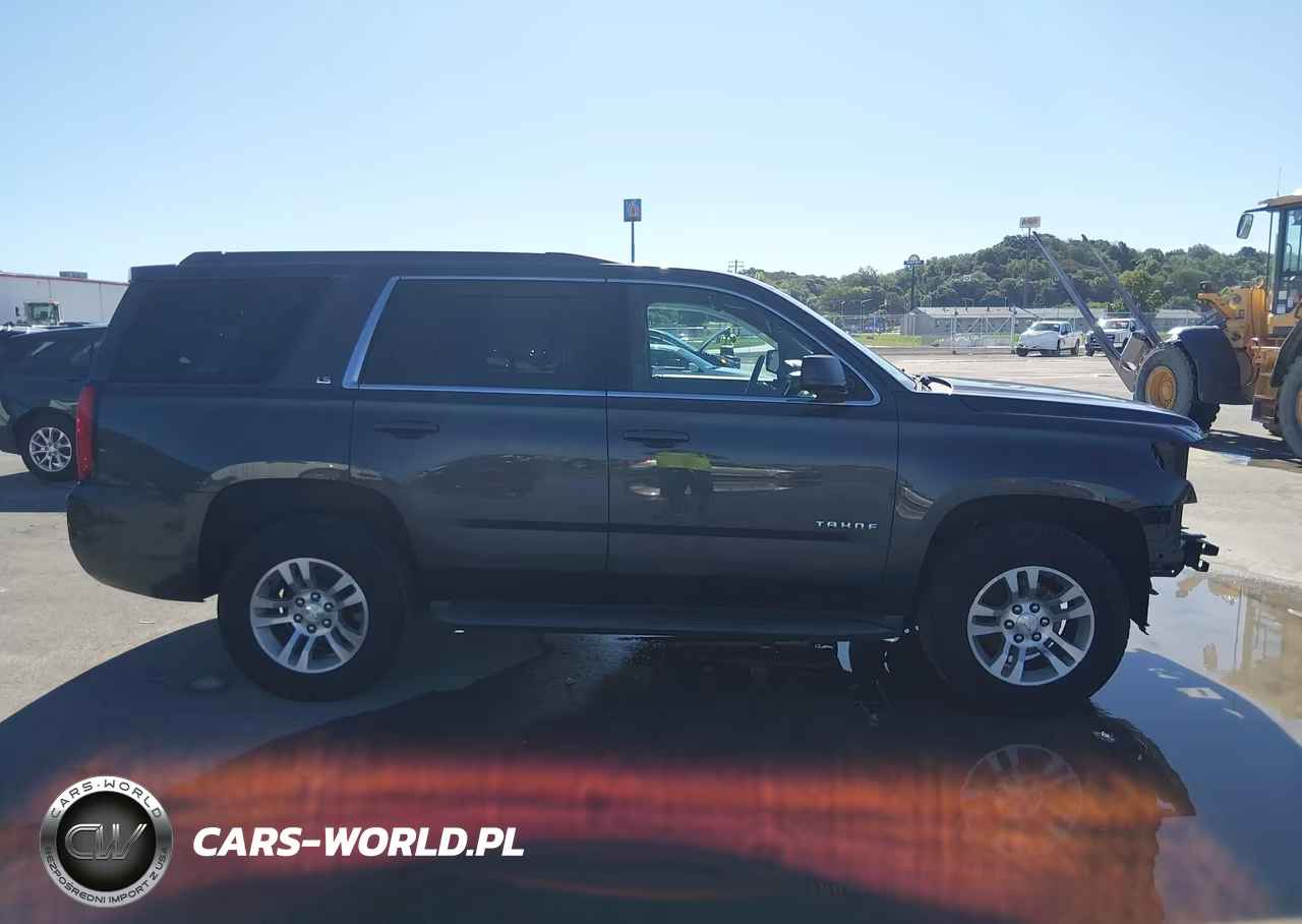 2015 Chevrolet Tahoe Ls VIN:1GNSKAKC2FR116926 - 14