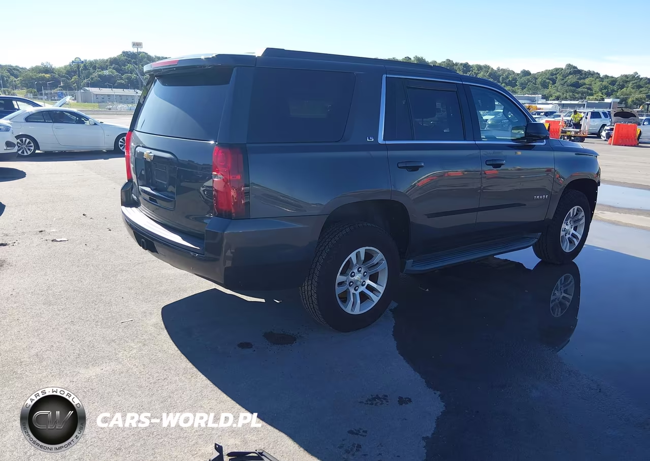 2015 Chevrolet Tahoe Ls VIN:1GNSKAKC2FR116926 - 4