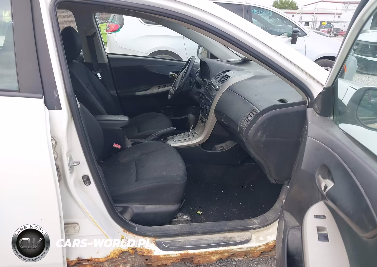 2010 Toyota Corolla S VIN:2T1BU4EE6AC406669 - 5