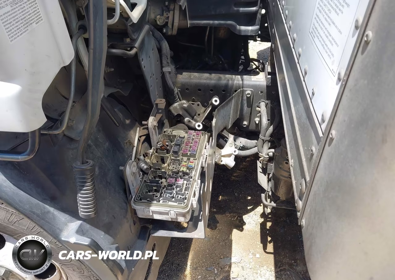 2013 Isuzu Npr Hd Dsl Reg VIN:JALC4W167D7002850 - 12