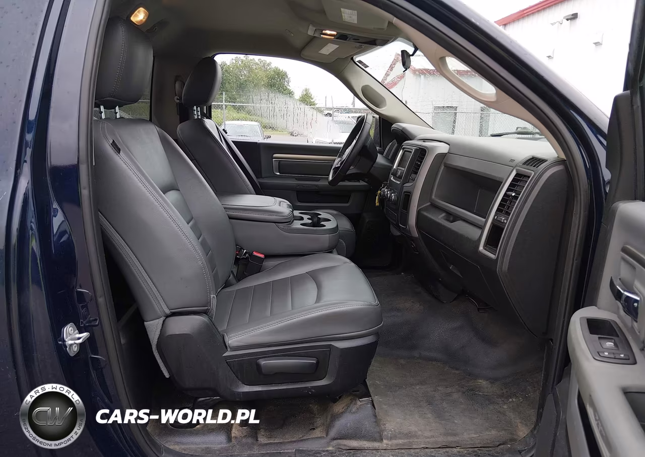 2018 Ram 1500 VIN:3C6JR6DG7JG323566 - 5