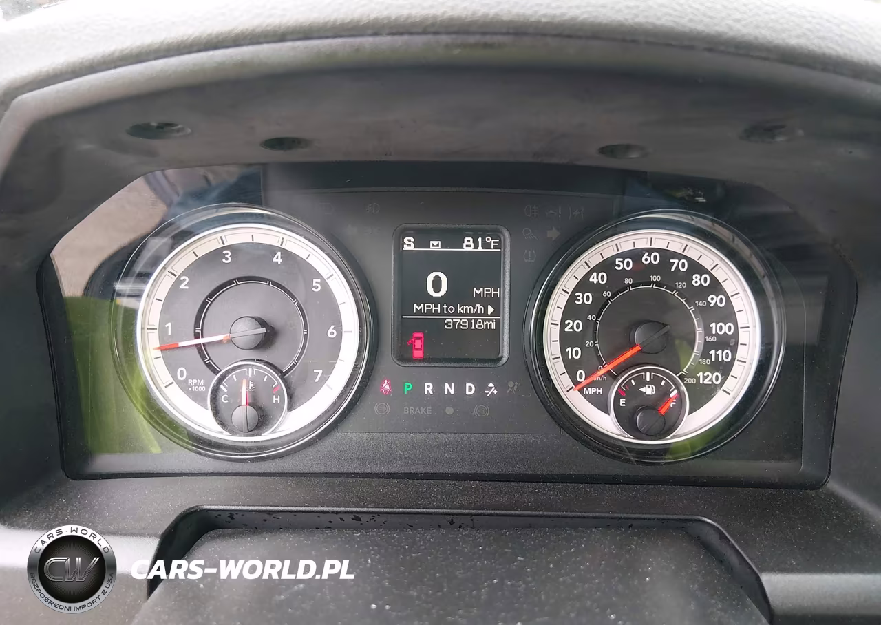 2018 Ram 1500 VIN:3C6JR6DG7JG323566 - 7