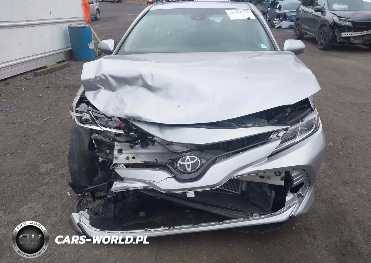 2018 Toyota Camry Le VIN:4T1B11HK1JU013122 - 6