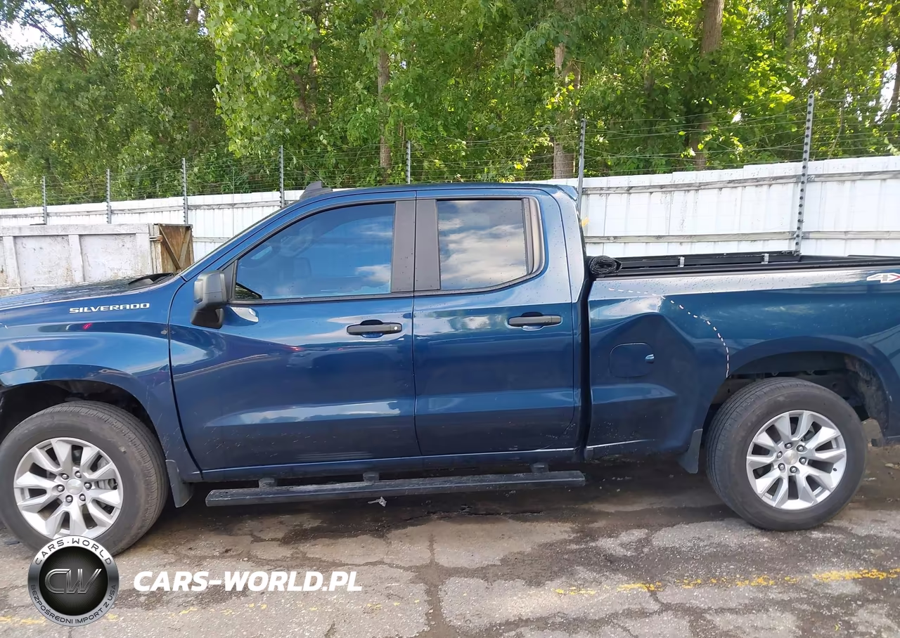 2020 Chevrolet Silverado 1500 4Wd Standard Bed Custom VIN:1GCRYBEH1LZ286712 - 14
