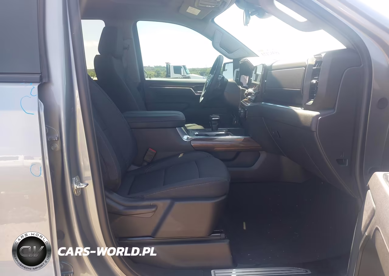2026 Chevrolet Silverado 1500 4Wd Short Bed Lt Trail Boss VIN:3GCUKFEDXTG318136 - 5