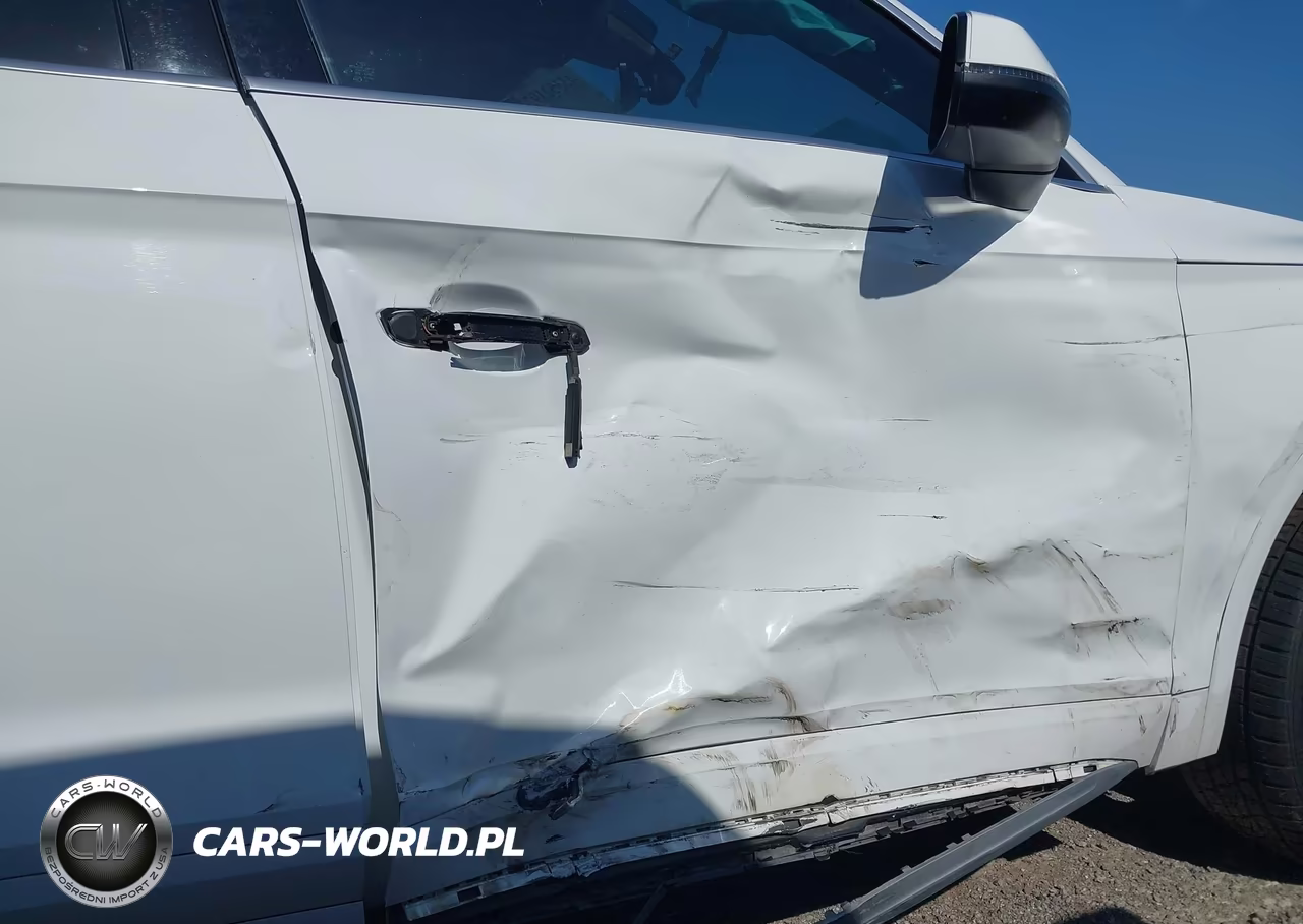 2018 Audi Q5 2.0T Premium-2.0T Tech Premium VIN:WA1BNAFY4J2106058 - 12
