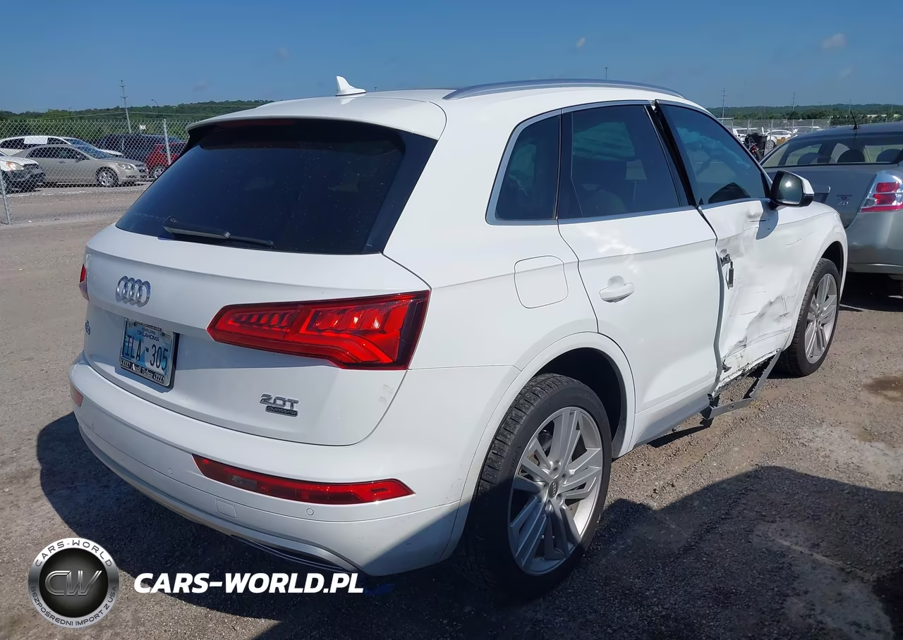 2018 Audi Q5 2.0T Premium-2.0T Tech Premium VIN:WA1BNAFY4J2106058 - 4