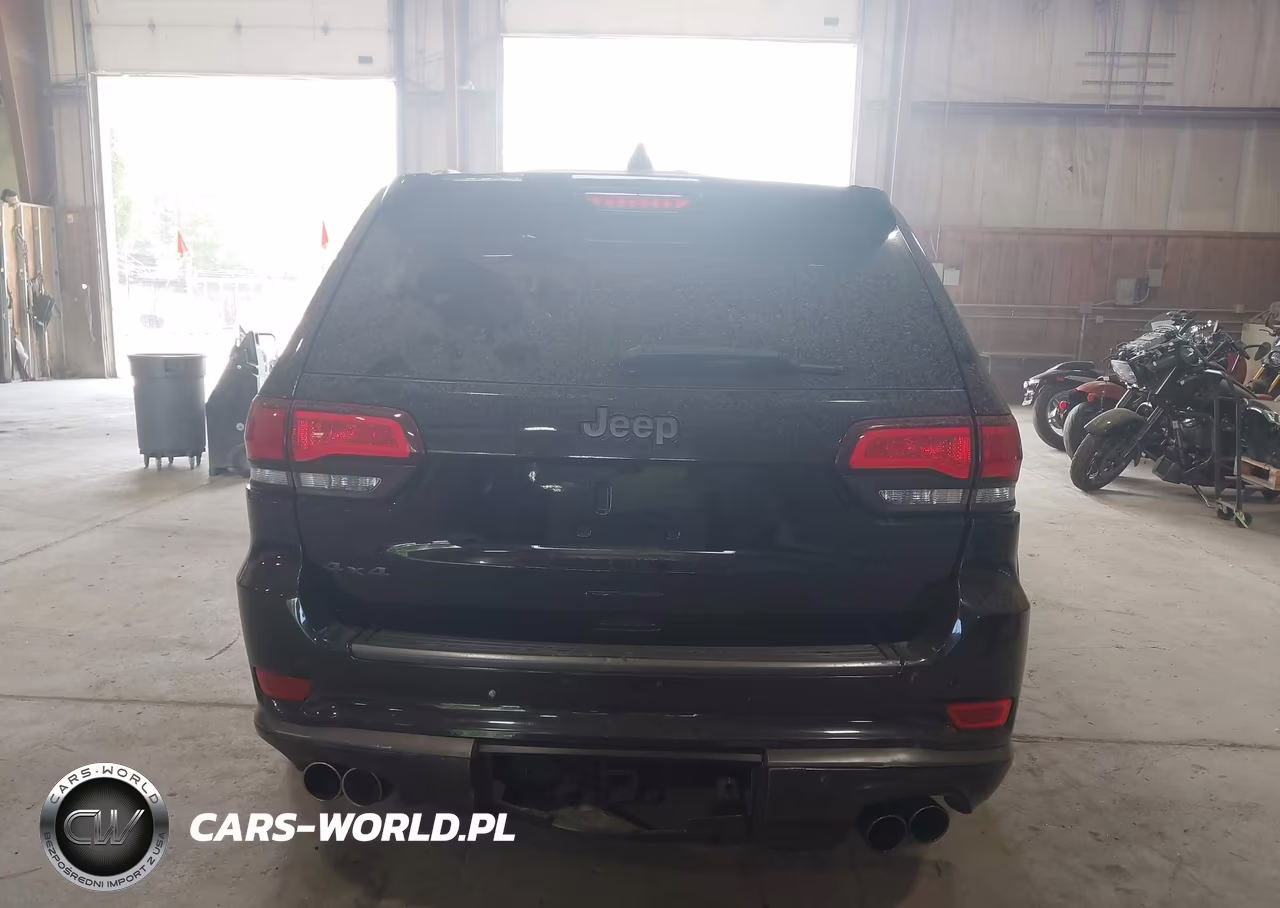 2018 Jeep Grand Cherokee Overland VIN:1C4RJFCT0JC405398 - 16
