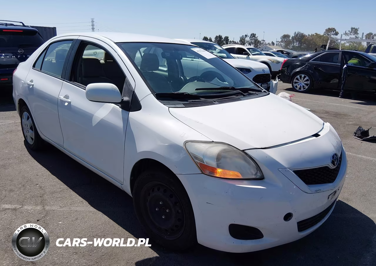 2012 Toyota Yaris – zdjęcie 1 z 12