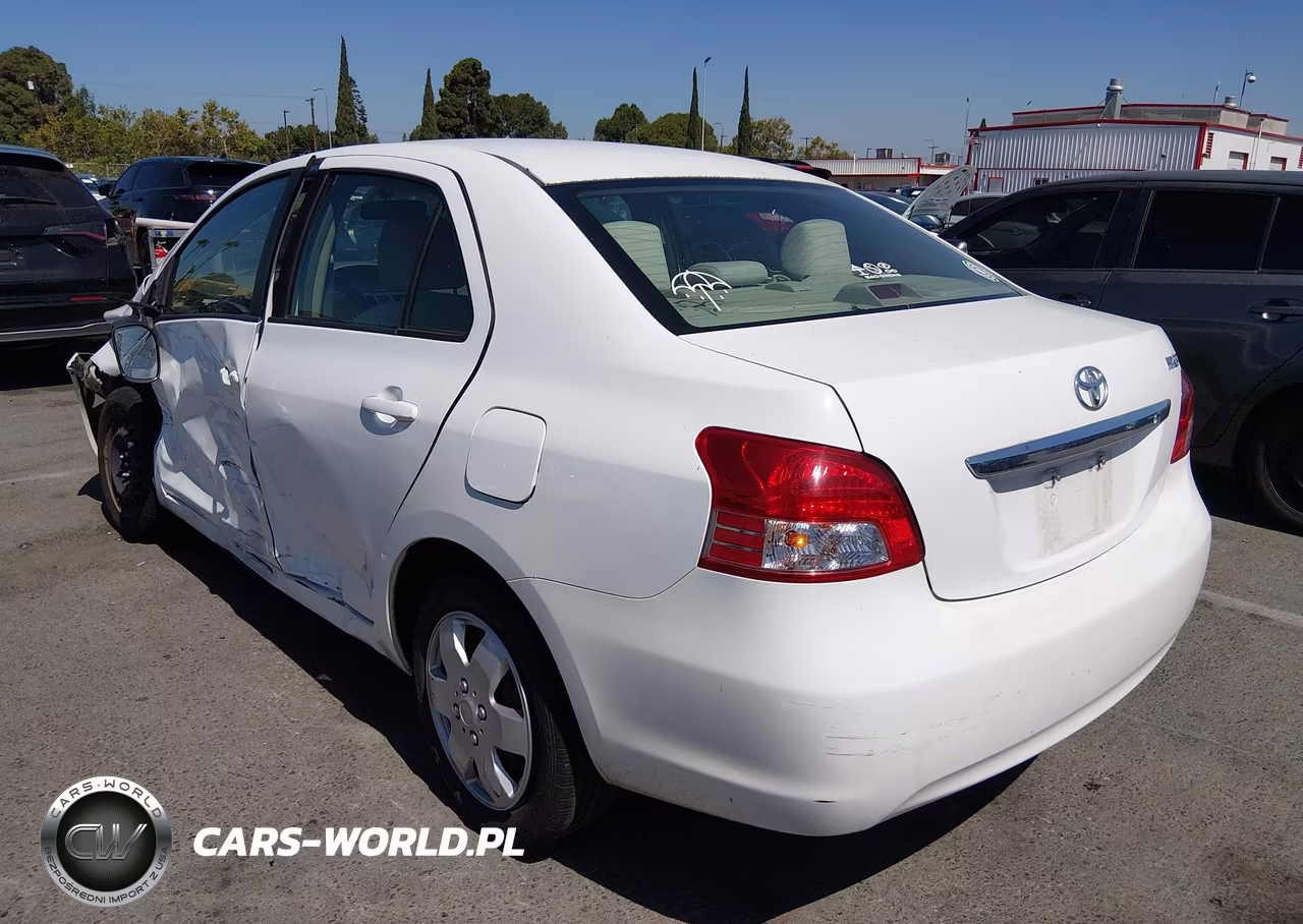 2012 Toyota Yaris VIN:JTDBT4K3XCL010164 - 3