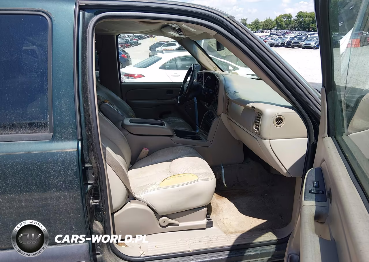 2004 Chevrolet Tahoe Ls VIN:1GNEK13Z04J164615 - 5