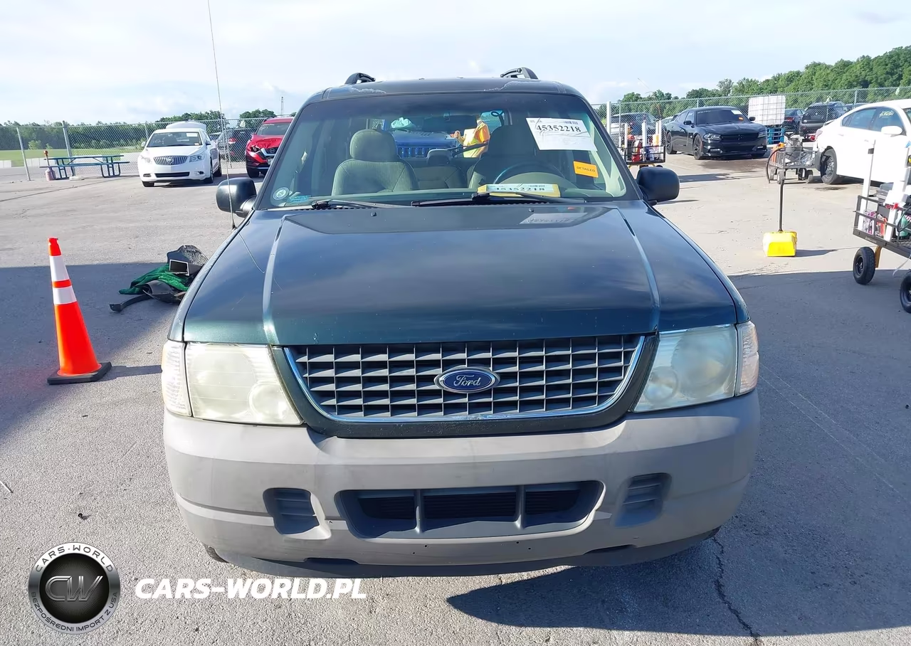 2002 Ford Explorer Xls VIN:1FMZU72E42ZC41079 - 12