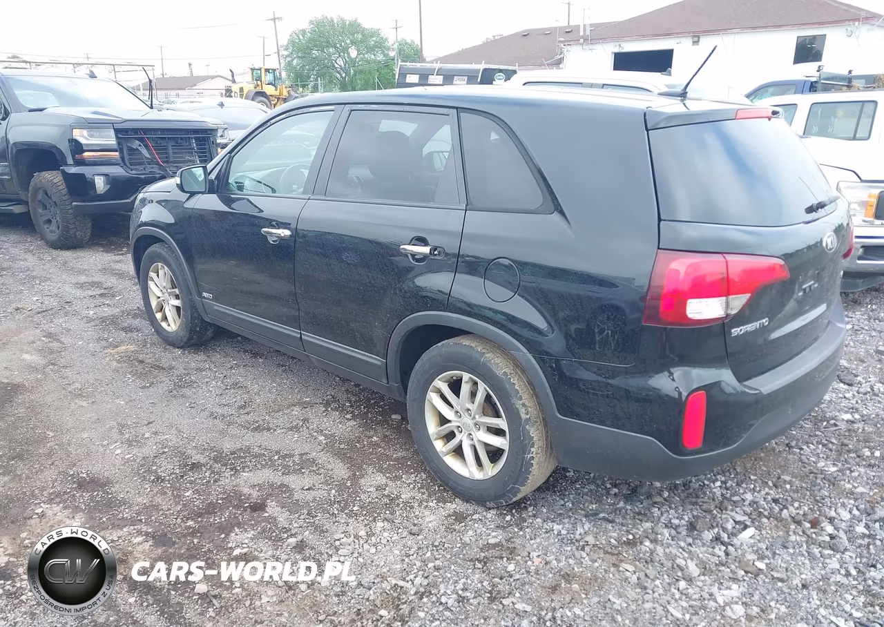 2014 Kia Sorento Lx VIN:5XYKTCA68EG541240 - 3