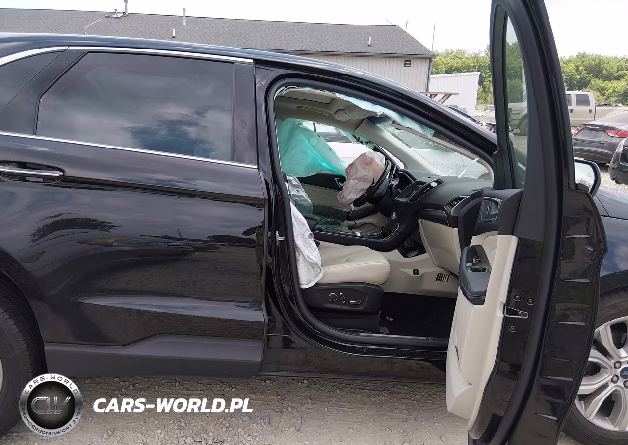 2019 Ford Edge Titanium VIN:2FMPK3K99KBB20396 - 5