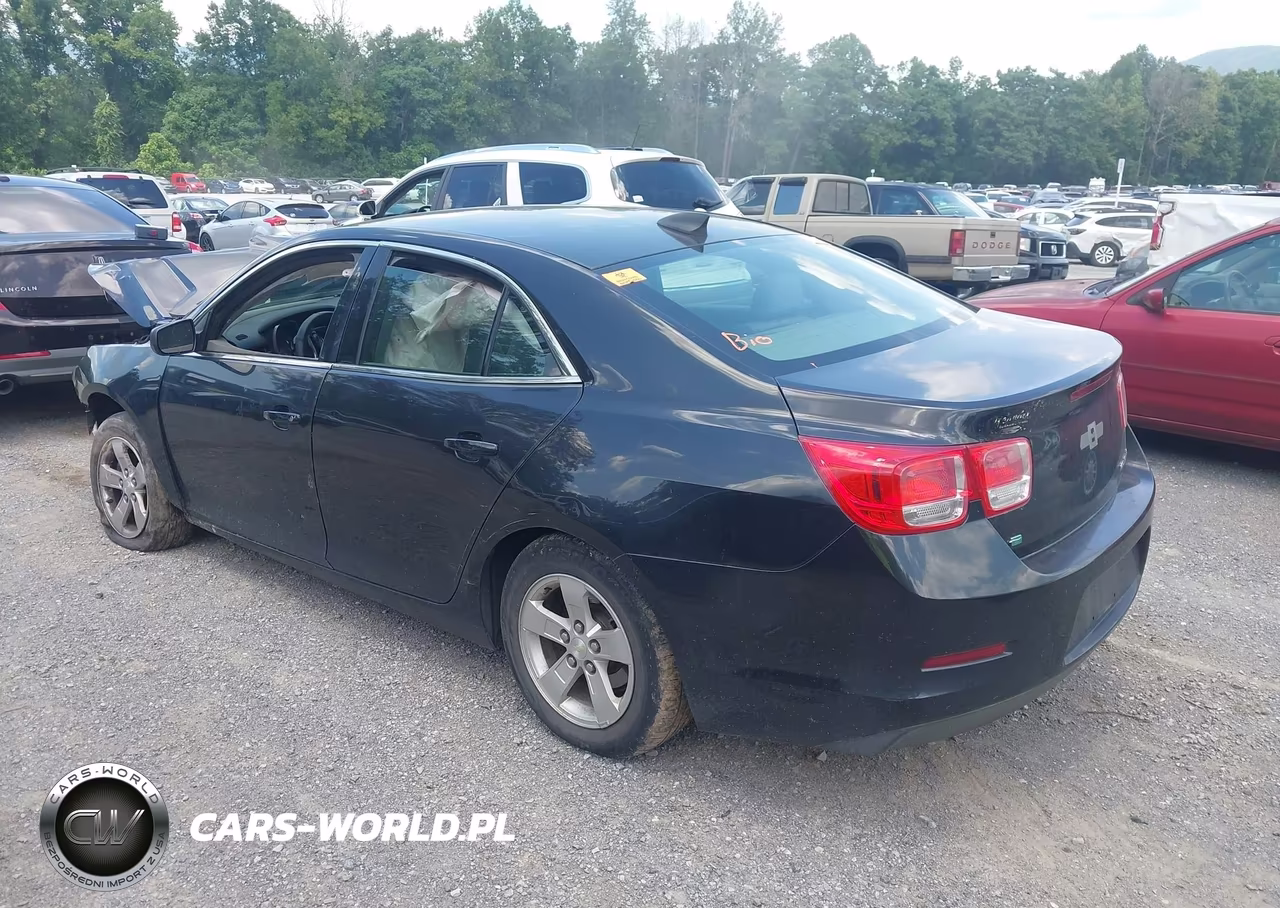 2015 Chevrolet Malibu Ls VIN:1G11B5SL1FF233600 - 3