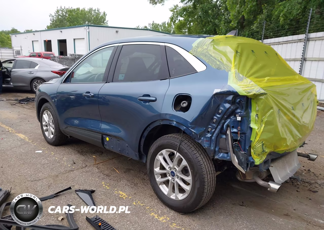 2020 Ford Escape Se VIN:1FMCU9G6XLUC37569 - 3