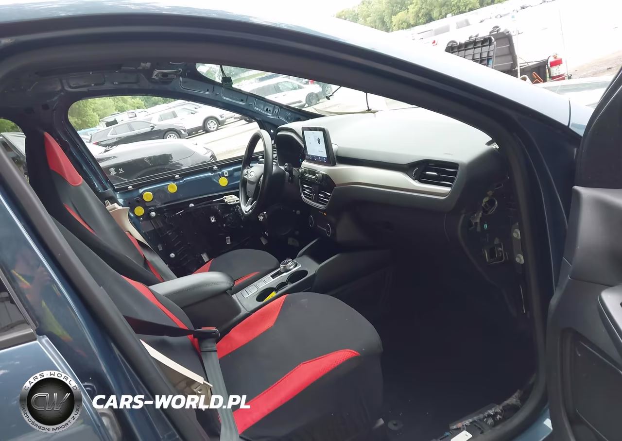 2020 Ford Escape Se VIN:1FMCU9G6XLUC37569 - 5