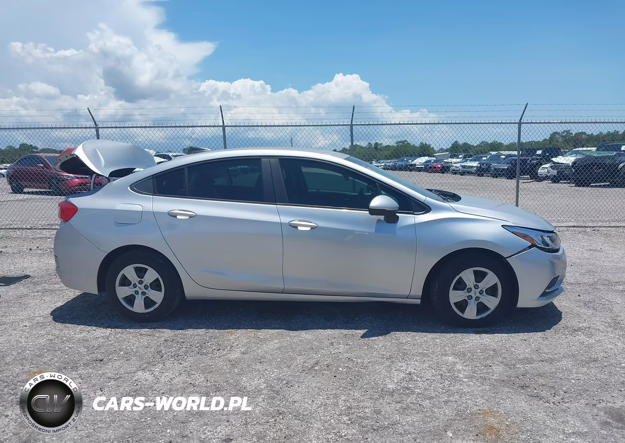 2016 Chevrolet Cruze Ls Auto VIN:1G1BC5SM2G7247429 - 13