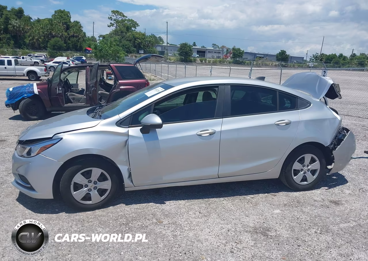 2016 Chevrolet Cruze Ls Auto VIN:1G1BC5SM2G7247429 - 14